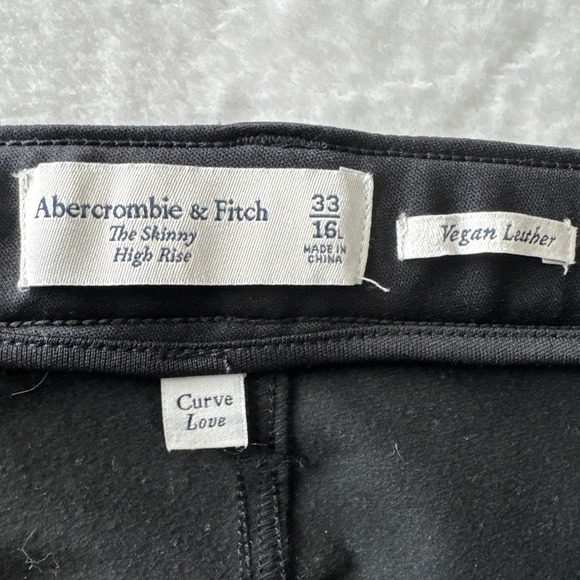 Abercrombie & Fitch The Skinny High Rise SZ 16 Black Vegan Leather Pants Curve ❤ - Picture 6 of 13